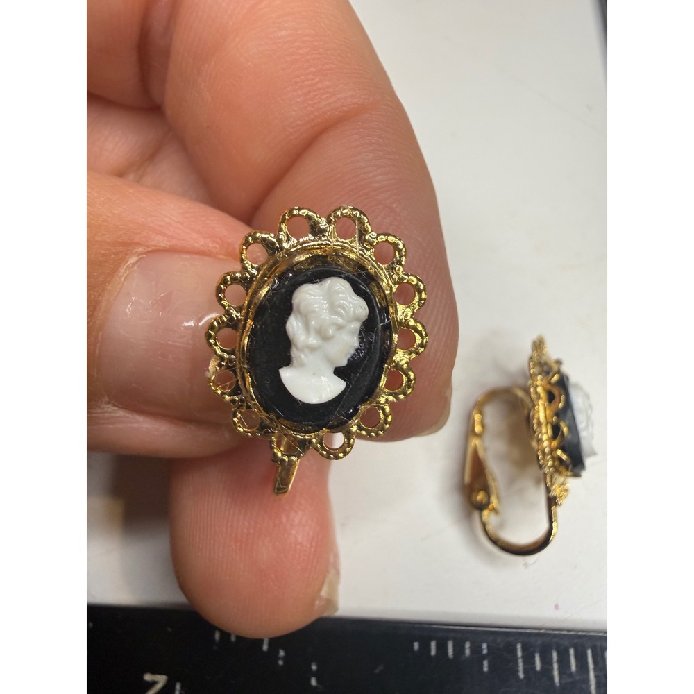 Vintage Gold Tone Black and White Cameo Filigree Clip On Earrings
